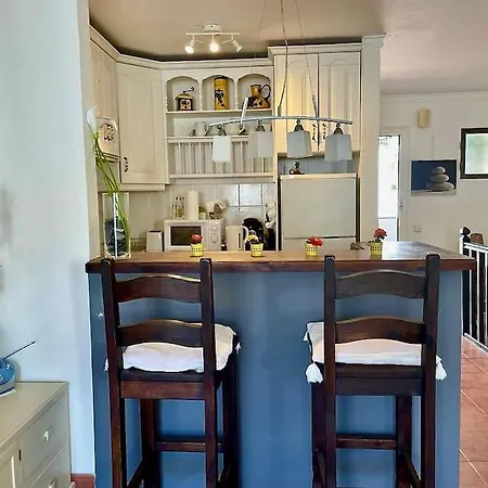 Hermosa Casita De Pueblo Con Piscina En Apartamento Benahavís