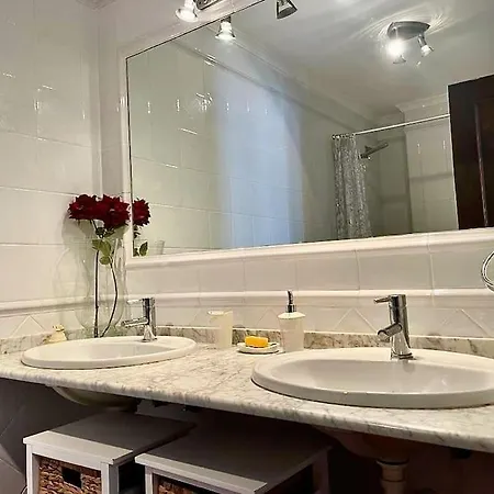 Hermosa Casita De Pueblo Con Piscina En Apartamento Benahavís