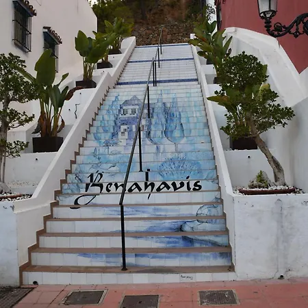 Apartamento Hermosa Casita De Pueblo Con Piscina En *